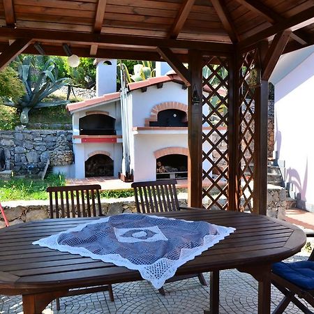 Villa Il Pettirosso La Spezia Kültér fotó