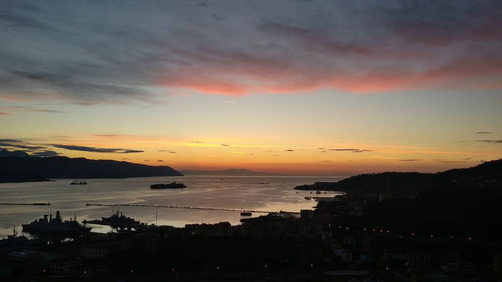 Villa Il Pettirosso La Spezia Szoba fotó