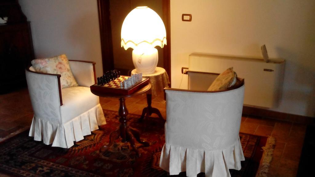 Villa Il Pettirosso La Spezia Szoba fotó