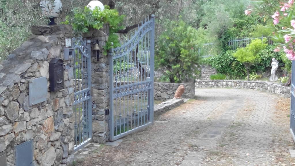 Villa Il Pettirosso La Spezia Kültér fotó